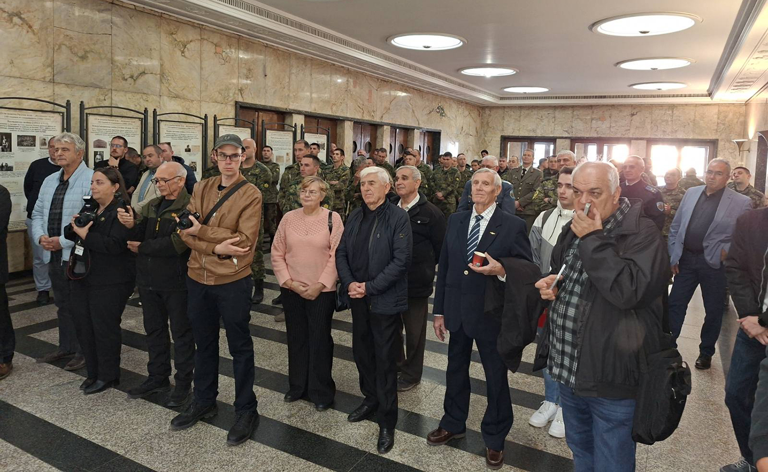 Три изложби за 140 години от създаването на 13-и Рилски полк бяха представени в София - Инфомрежа